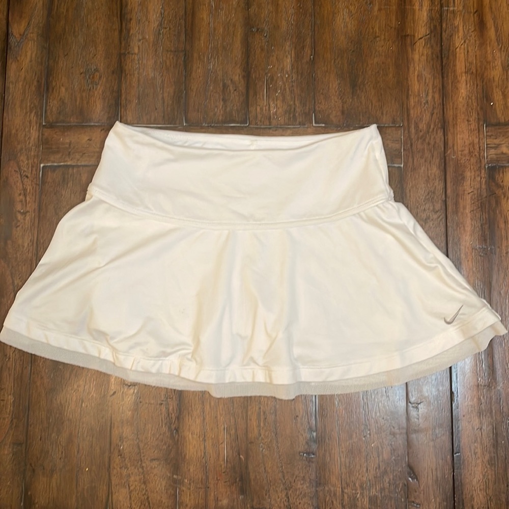 Nike womens tennis skirt white size small